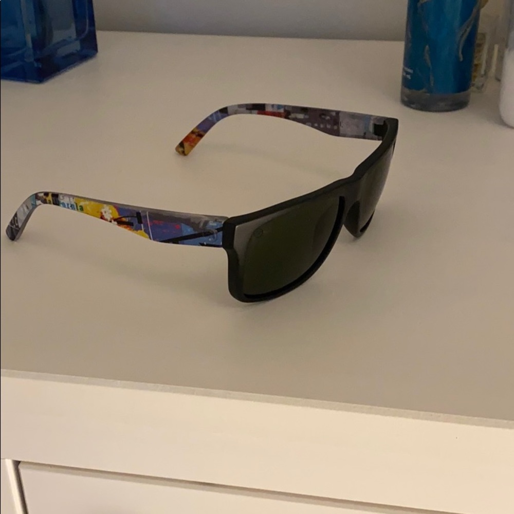 Electric Swing Arm Sunglasses